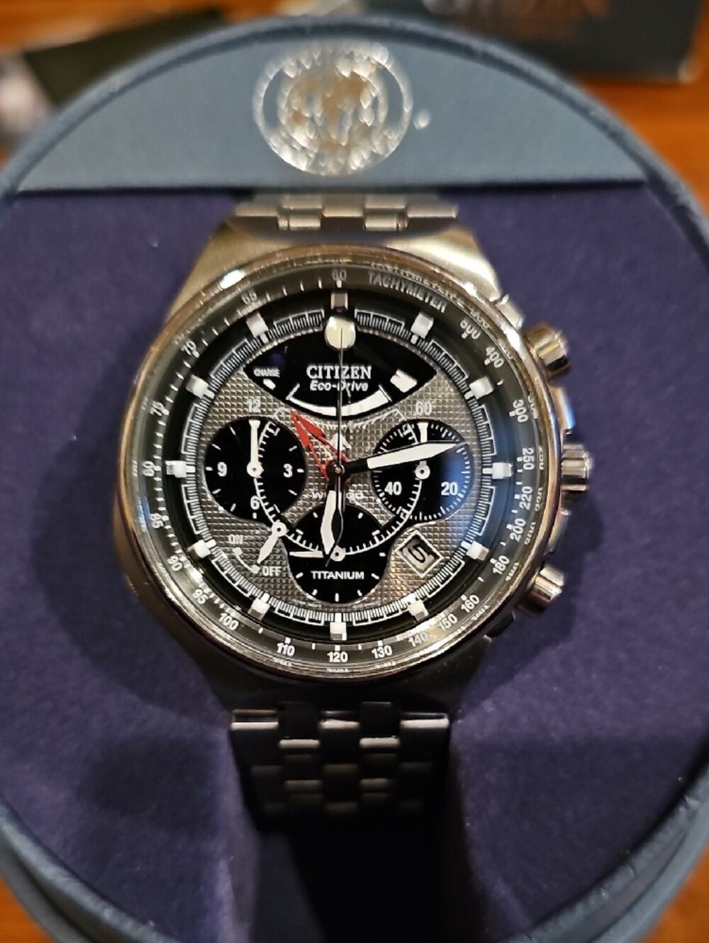 Citizen Calibre 2100 Full Titanium Eco-drive Sports Chronograph - Picture 2 of 7